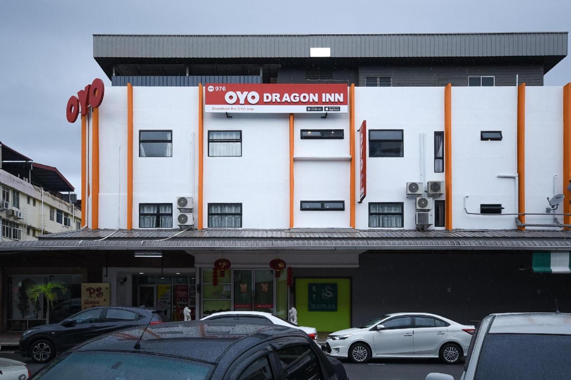 OYO 976 Dragon Inn Miri Exterior foto